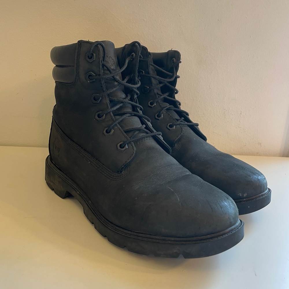 Women’s Black Timberlands PRICE DROP!